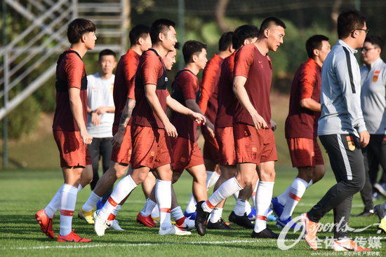 开云体育-中国足球联赛球队训练备战，全面启动